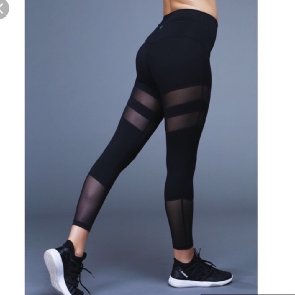 Like new Popflex active leggings